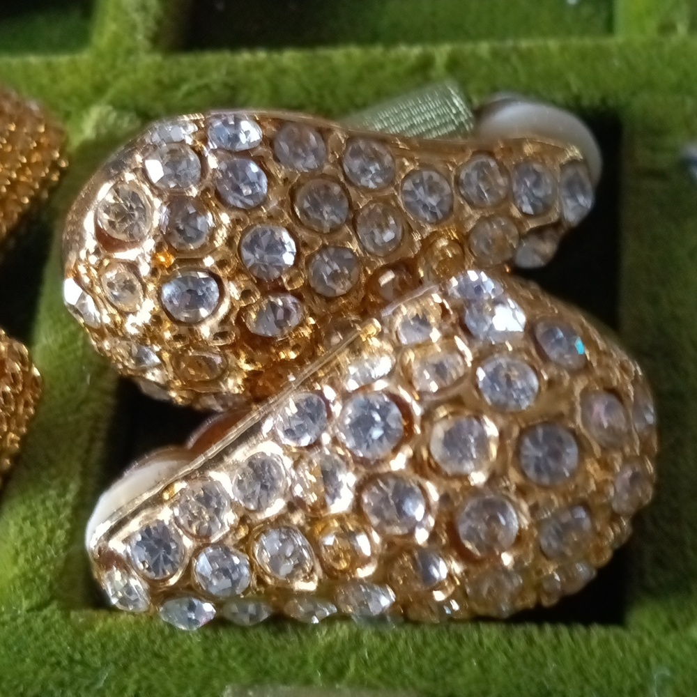 Earrings pave clip on rhinestone statement